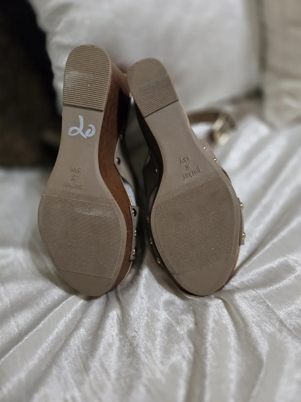 Wedge Slide Sandals in Taupe By Parker & Sky Size 8 NWOB!
